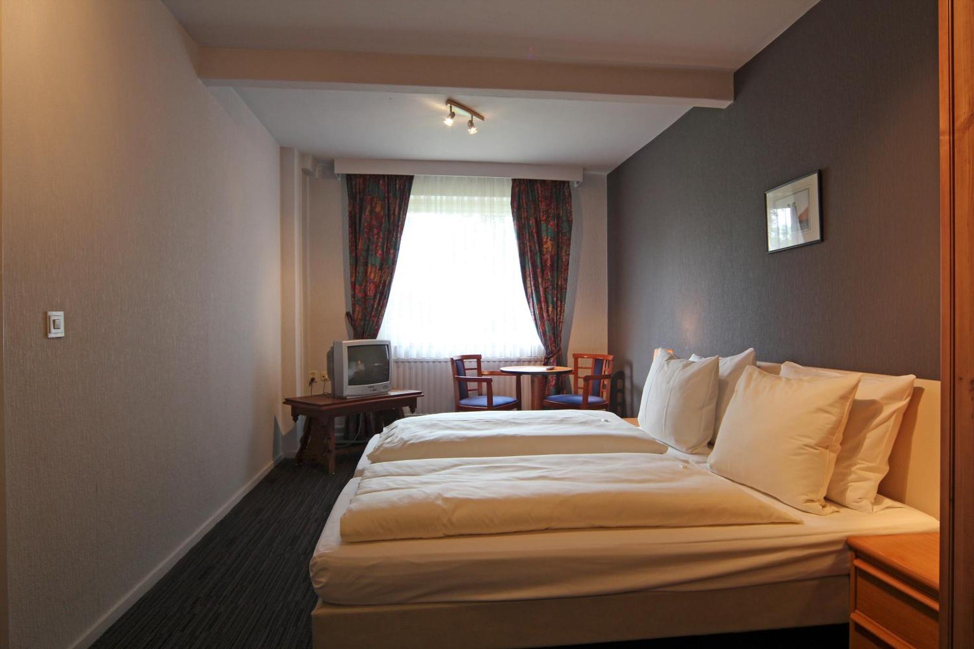 Grand Hotel Monopole Valkenburg aan de Geul Rum bild