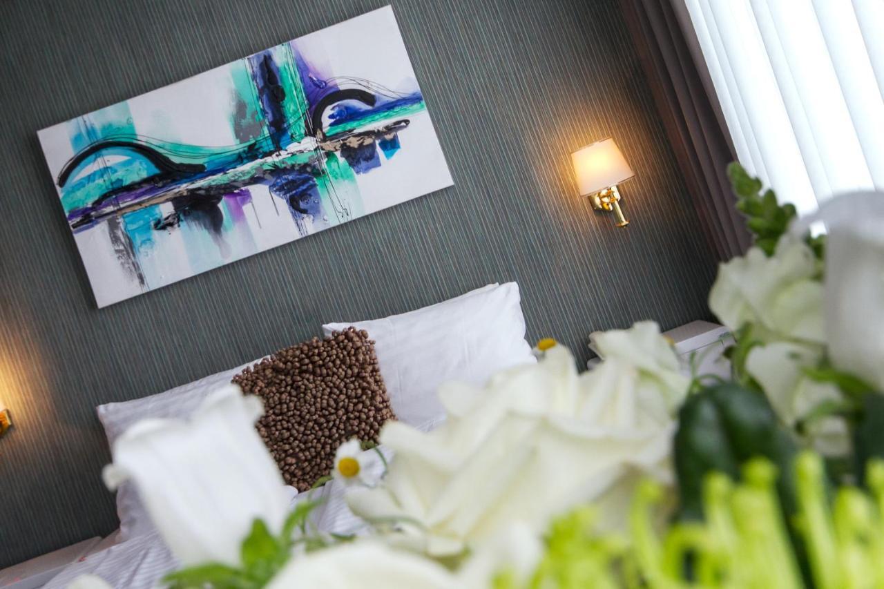 Grand Hotel Monopole Valkenburg aan de Geul Exteriör bild